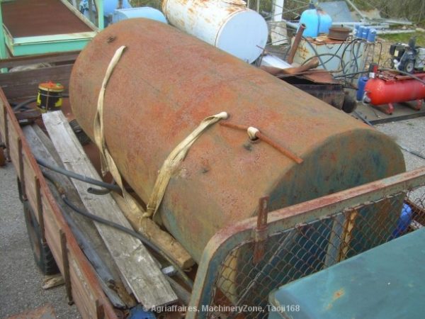CISTERNA DEPÓSITO DE LIQUIDOS DE 2300 LITROS EM AÇO