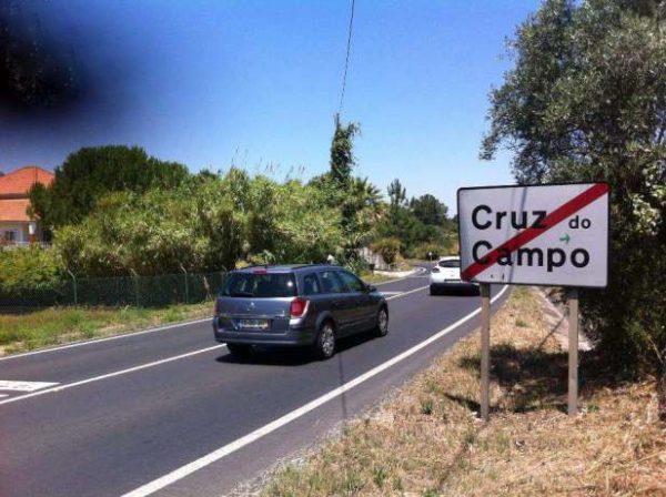 CARTAXO lote Urbano 2042 m2  junto da Estrada N3 com FURO