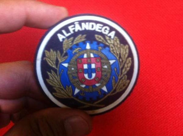 Crachá raro antigo original da farda de verão da Alfândega