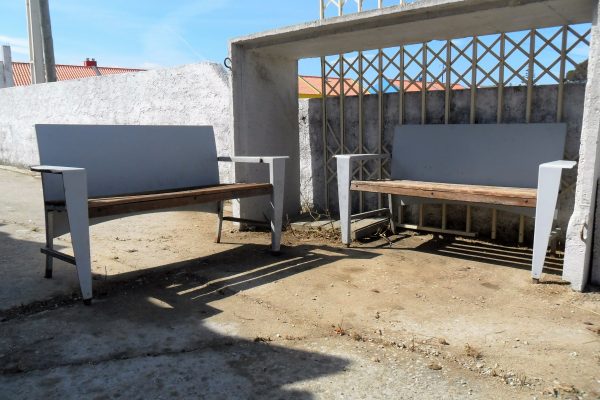 Bancos de Jardim com design moderno para ambientes exteriores