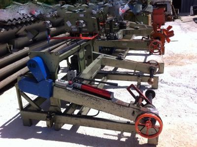 ACESSÓRIO MÁQUINA DE REBOBINAMENTO PERMITINDO SÓMENTE UM OPERADOR MANOSIAR